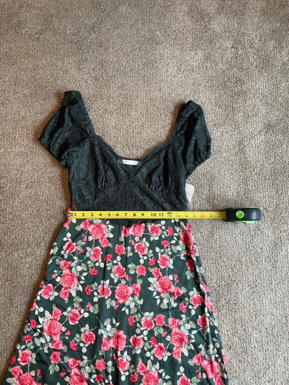 Altar'd State  Green Maxi Milkmaid Cotrage Core Clydie Floral Dress Size M Lace - Picture 12 of 13